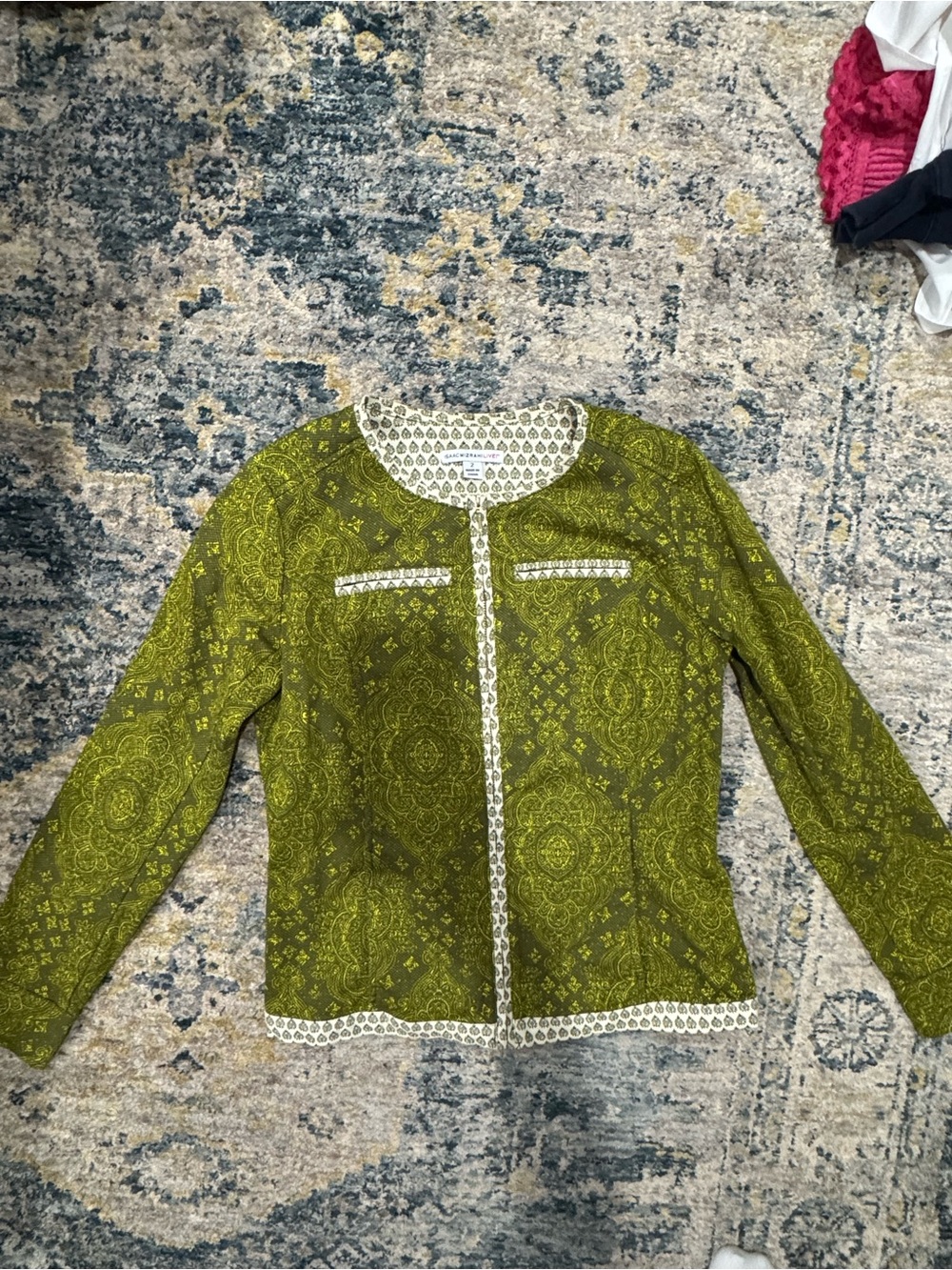 Isaac Mizrahi Olive Green Patterned Jacket with White Trim